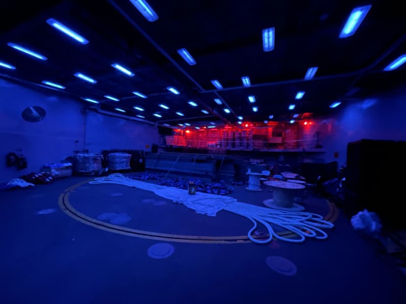 Truck turnabout area of ship